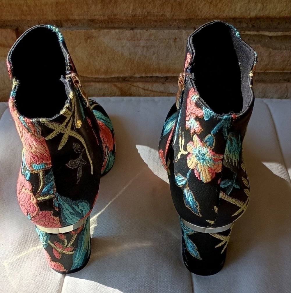 J Renee Floral Embroidered Ankle Boots_10W - Picture 3 of 6